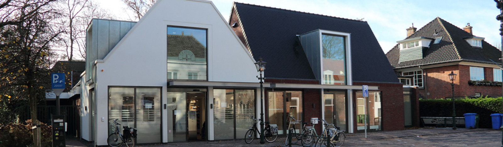 Buitenzijde gebouw groepspraktijk De Dorpsstraat